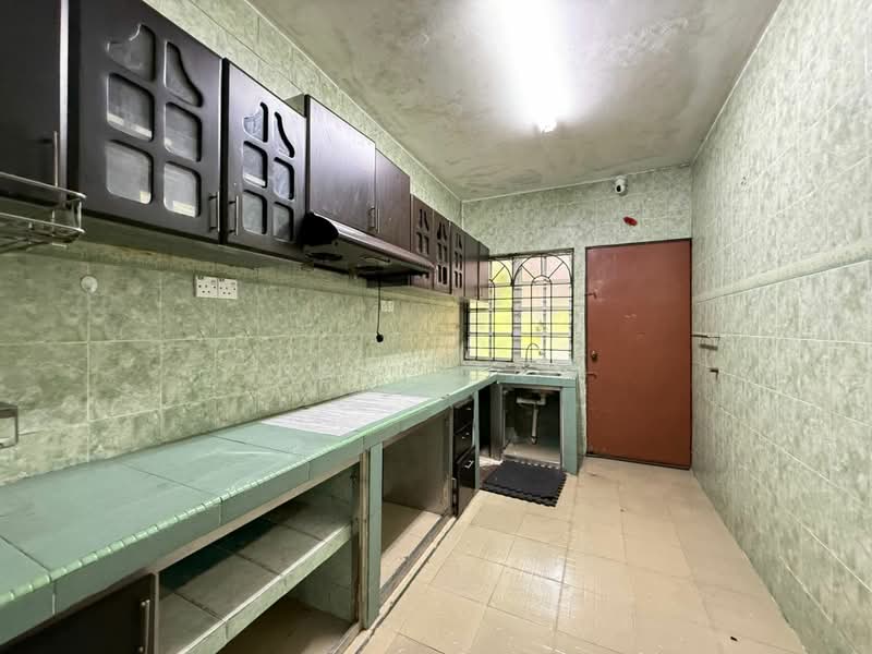 2-storey Terraced House for Sale in Petaling Jaya (Selangor) - Dave Tan - Kitchen - PropertyGuru.com.my