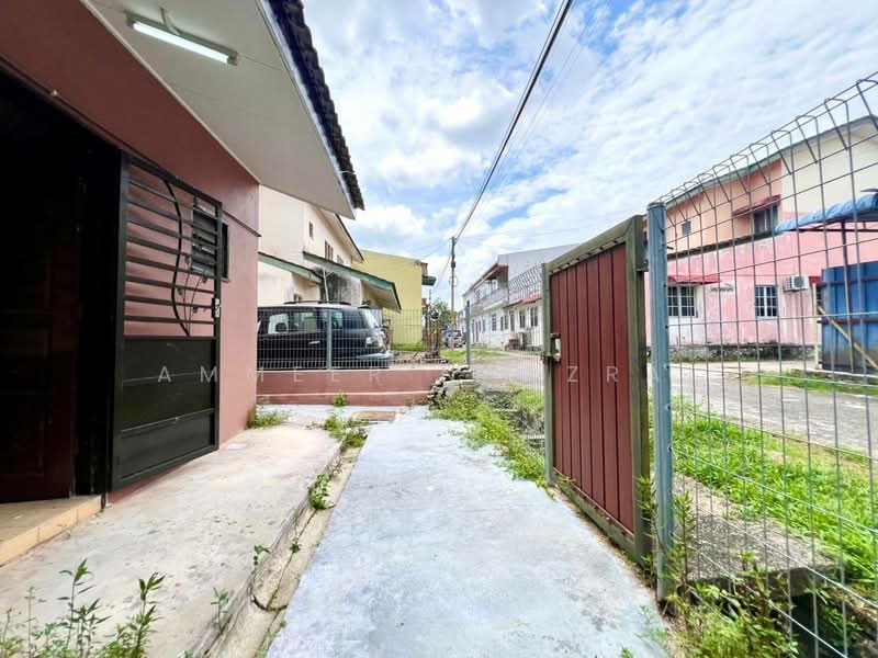 Rumah Teres 2 Tingkat untuk Dijual di Senawang (Negeri Sembilan) - Ammeer Nadzrai - Exterior - PropertyGuru.com.my