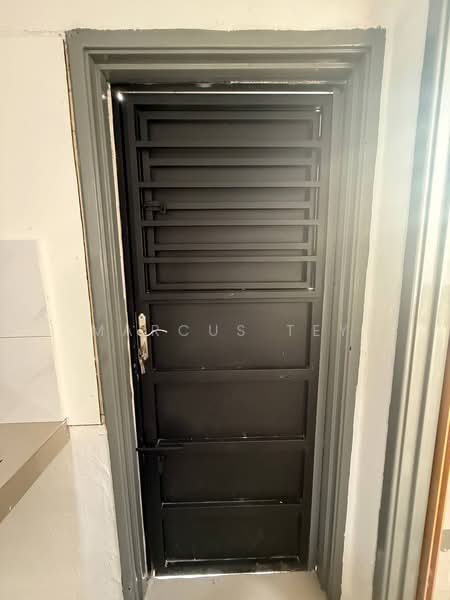 Rumah Teres 2 Tingkat untuk Dijual di Bandar Seri Alam (Masai) - Marcus Tey - Entrance - PropertyGuru.com.my