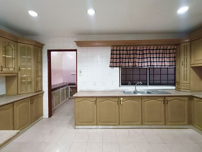Rumah Berkembar untuk Dijual di Seksyen 9 (Shah Alam) - NORFADILAH ZAINUDDIN - Kitchen - PropertyGuru.com.my