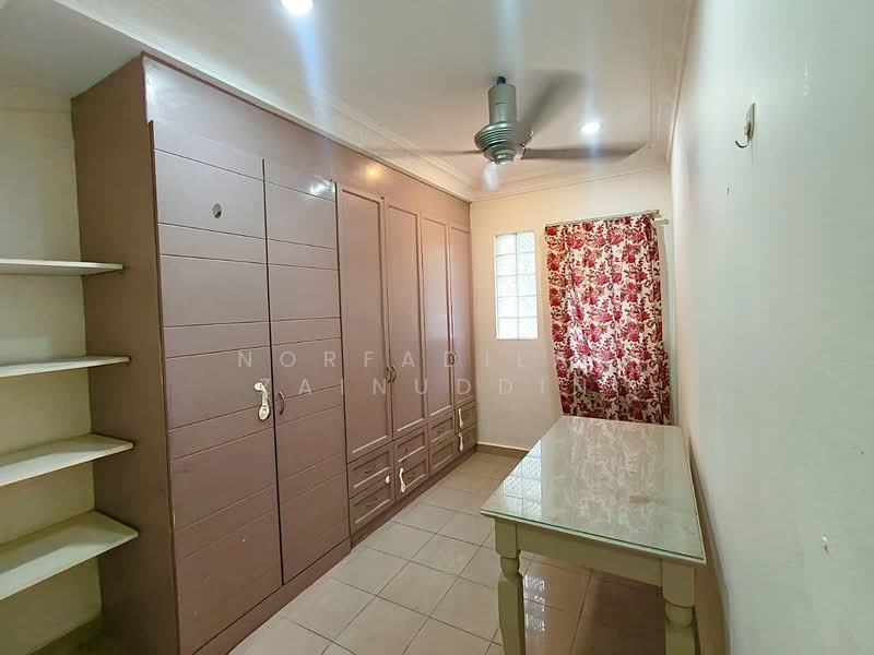 Rumah Berkembar untuk Dijual di Seksyen 9 (Shah Alam) - NORFADILAH ZAINUDDIN - Interior - PropertyGuru.com.my