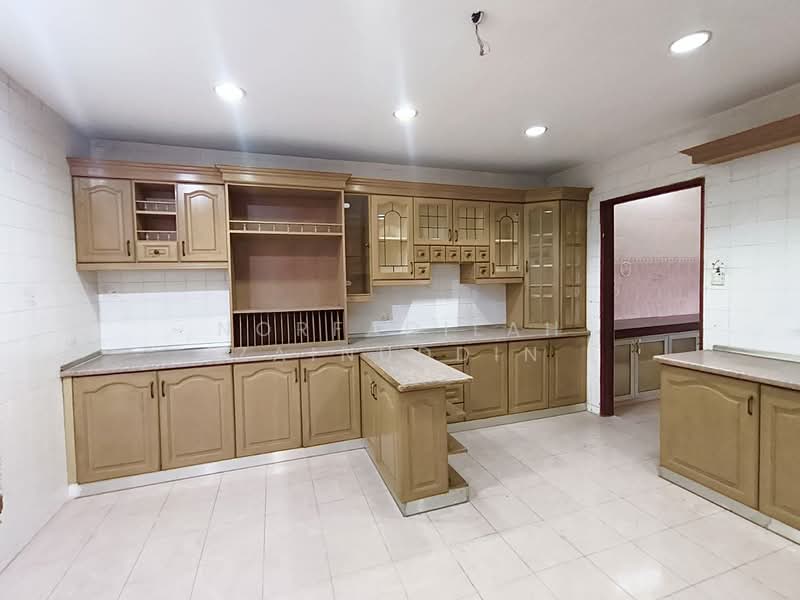 Rumah Berkembar untuk Dijual di Seksyen 9 (Shah Alam) - NORFADILAH ZAINUDDIN - Kitchen - PropertyGuru.com.my