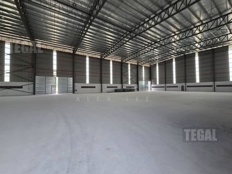 Warehouse for Rent in Batu Arang (Selangor) - Alex Lee - Interior - PropertyGuru.com.my