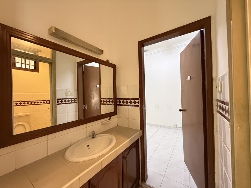 Rumah Teres 2 Tingkat untuk Dijual di Taman Molek (Johor Bahru) - Anna Wong - PropertyGuru.com.my