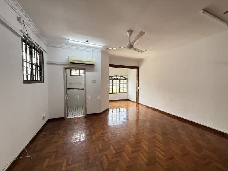 Rumah Teres 2 Tingkat untuk Dijual di Taman Molek (Johor Bahru) - Anna Wong - PropertyGuru.com.my