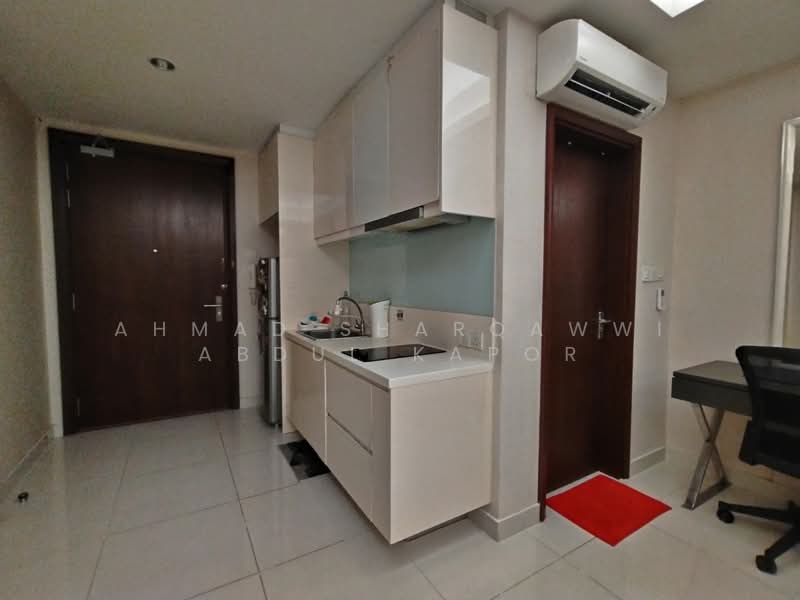 Service Residence for Rent at Carlton @ Plaza Damas 3 - Ahmad Sharqawwi Abdul Kapor - Kitchen - PropertyGuru.com.my