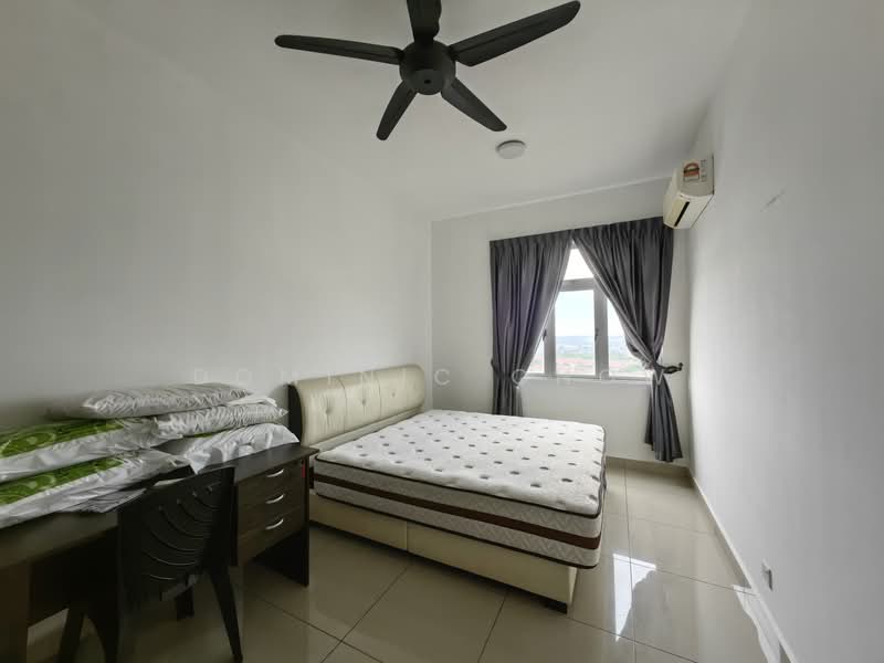 Servis Apartment untuk Disewa di Meridin Bayvue Serviced Apartment - Dominic Chow - Bedroom - PropertyGuru.com.my