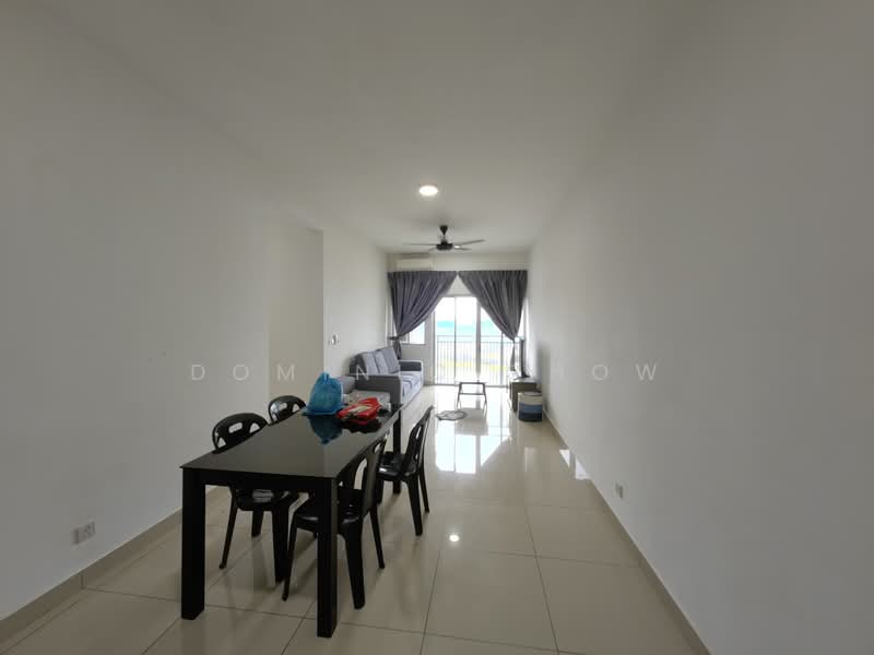 Servis Apartment untuk Disewa di Meridin Bayvue Serviced Apartment - Dominic Chow - Living Room - PropertyGuru.com.my