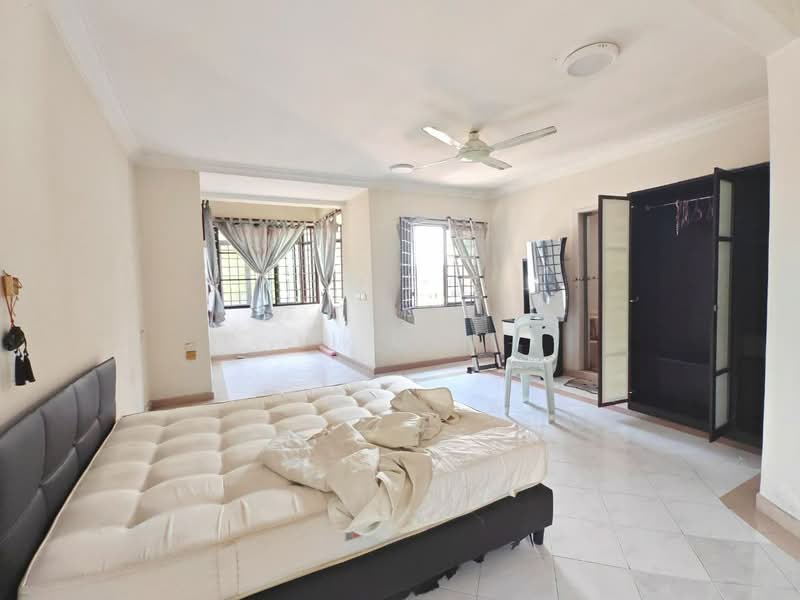 2-storey Terraced House for Rent in Permas Jaya (Johor) - Li Min - Bedroom - PropertyGuru.com.my