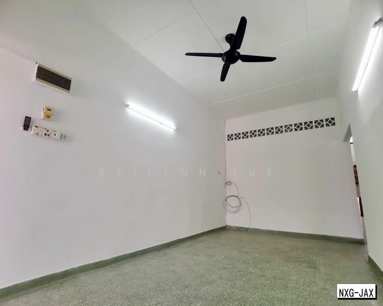 Rumah Teres 1 Tingkat untuk Dijual di Taman Mewah Batu Belah (Kapar) - Reilynn Tue - Interior - PropertyGuru.com.my