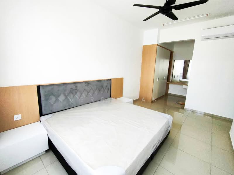 Kondominium untuk Disewa di Golden Triangle 2 - Jerry Tan - Bedroom - PropertyGuru.com.my