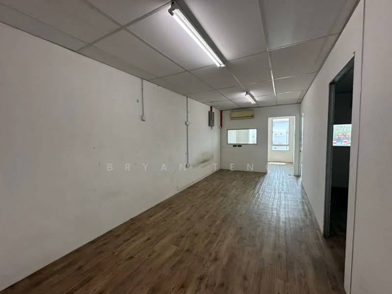Shop / Office for Rent in Raja Uda (Butterworth) - Bryan Teng - Interior - PropertyGuru.com.my