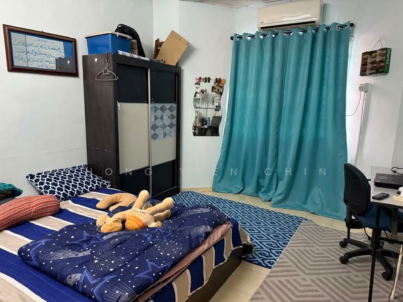 Rumah Bandar untuk Dijual di Subang Bestari (Shah Alam) - Chong Yien Chin - Bedroom - PropertyGuru.com.my