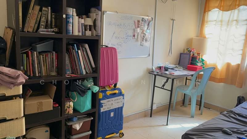 Rumah Bandar untuk Dijual di Subang Bestari (Shah Alam) - Chong Yien Chin - Study - PropertyGuru.com.my