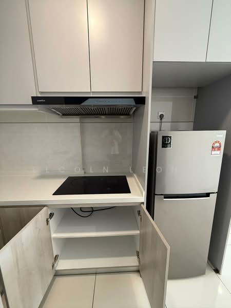 Condominium for Rent at Paraiso Residence @ The Earth - Elcoln Leong - Kitchen - PropertyGuru.com.my