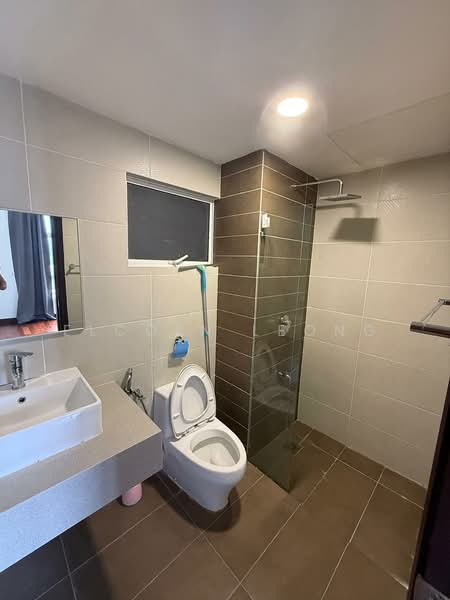 Condominium for Rent at Paraiso Residence @ The Earth - Elcoln Leong - Bathroom - PropertyGuru.com.my