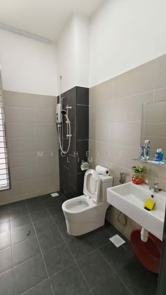 Rumah Teres untuk Dijual di Johor Bahru (Johor) - Michelle Lim - Bathroom - PropertyGuru.com.my