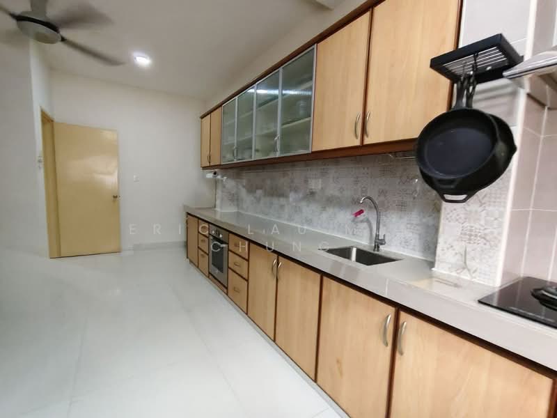 2-storey Terraced House for Sale in Bandar Puteri Puchong (Puchong) - Eric Lau Mun Chung - Kitchen - PropertyGuru.com.my