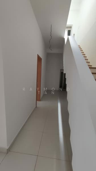 4-storey Terraced House for Sale in PJU 8, Damansara Perdana (Petaling Jaya) - Raymond Tan - Corridor - PropertyGuru.com.my