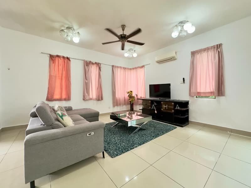 Bungalow for Sale in Kapar (Selangor) - Noraini Dahan - Living Room - PropertyGuru.com.my