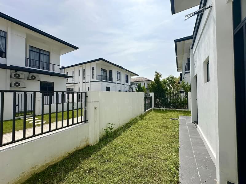 Semi-Detached House for Sale in Kuala Selangor (Selangor) - NORFADILAH ZAINUDDIN - Exterior - PropertyGuru.com.my