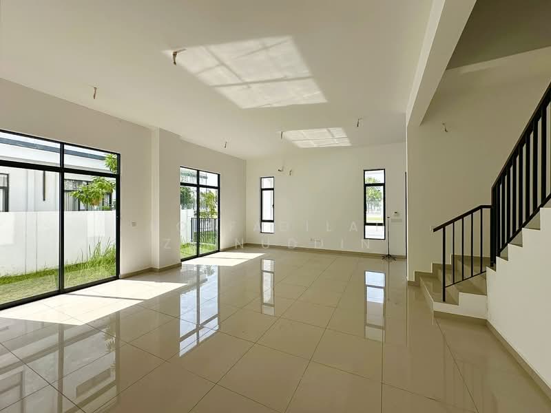 Semi-Detached House for Sale in Kuala Selangor (Selangor) - NORFADILAH ZAINUDDIN - Living Room - PropertyGuru.com.my
