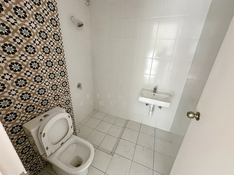 Semi-Detached House for Sale in Kuala Selangor (Selangor) - NORFADILAH ZAINUDDIN - Bathroom - PropertyGuru.com.my