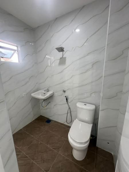 Rumah Teres 2 Tingkat untuk Dijual di Bandar Selesa Jaya (Skudai) - Crystal Tan - Bathroom - PropertyGuru.com.my