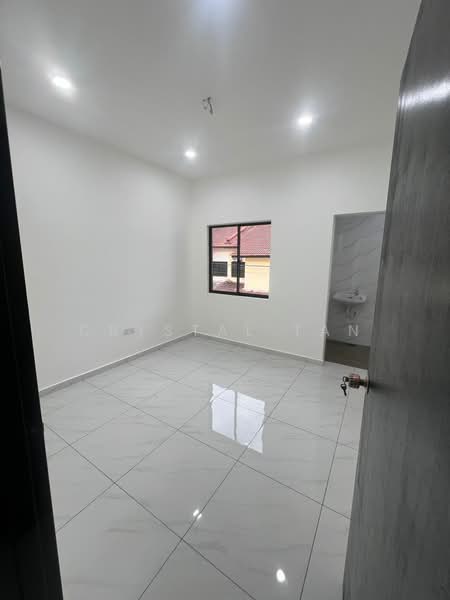 Rumah Teres 2 Tingkat untuk Dijual di Bandar Selesa Jaya (Skudai) - Crystal Tan - Interior - PropertyGuru.com.my