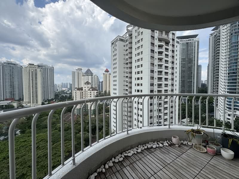Kondominium untuk Disewa di Mont Kiara Pelangi - Nigel Caoile Phang - Balcony - PropertyGuru.com.my