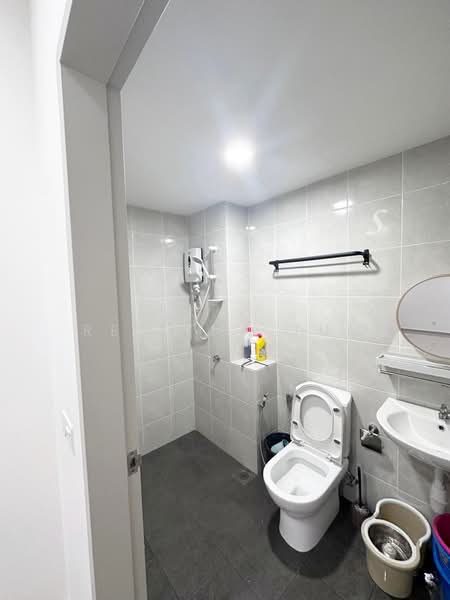 Servis Apartment untuk Disewa di Huni @ Eco Ardence - Reilynn Tue - Bathroom - PropertyGuru.com.my
