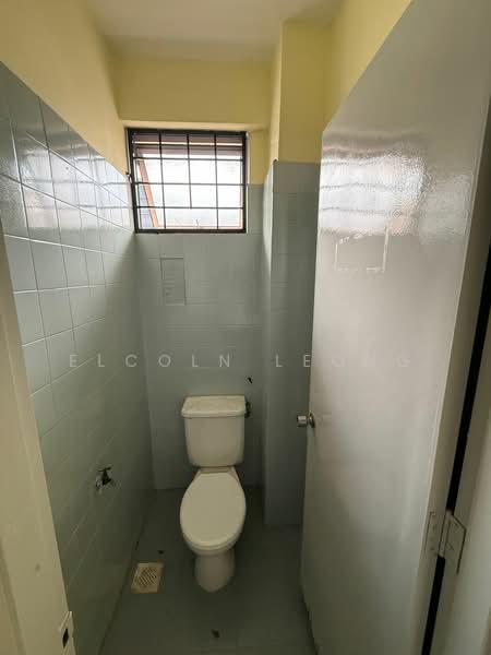 Shop / Office for Rent in Bandar Baru Sri Petaling (Sri Petaling) - Elcoln Leong - Bathroom - PropertyGuru.com.my