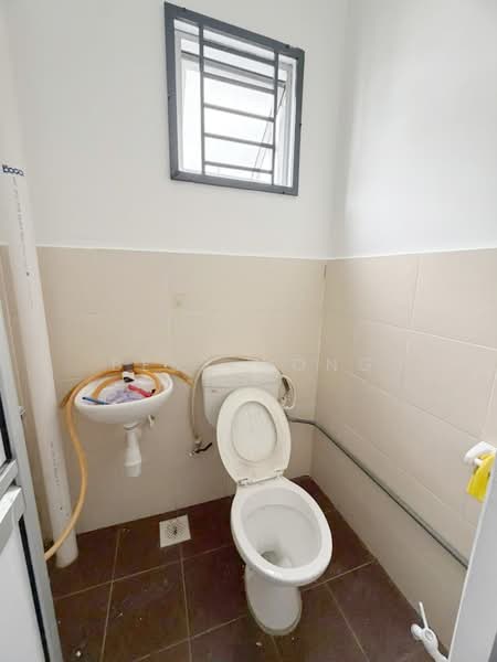 2.5-storey Terraced House for Sale in Taman Scientex Pasir Gudang (Pasir Gudang) - Bess Wong - Bathroom - PropertyGuru.com.my