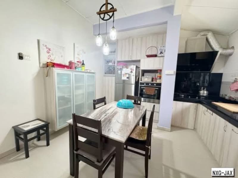 Terraced House for Sale in Bandar Bukit Raja (Klang) - Tom Lee - Kitchen - PropertyGuru.com.my