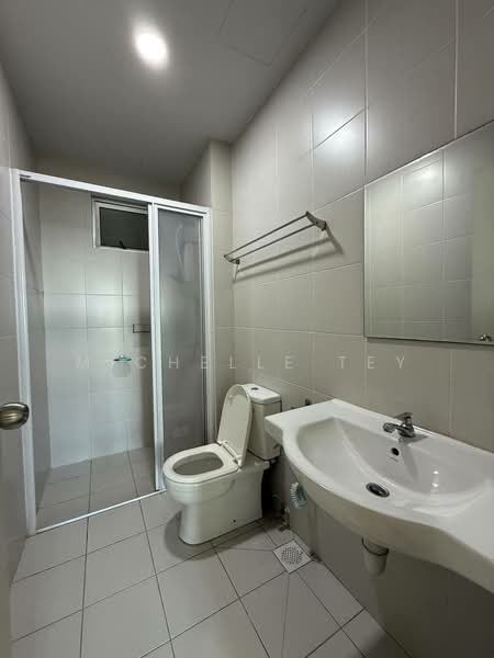 Service Residence for Sale at Meridin Bayvue @ Sierra Perdana - Michelle Tey - Bathroom - PropertyGuru.com.my