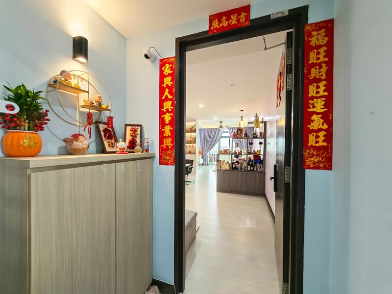 Service Residence for Sale at D'Secret Garden (Pangsapuri Kempas Indah) - Celine Chai - Entrance - PropertyGuru.com.my