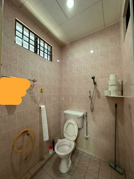 1-storey Terraced House for Sale in Mount Erskine (Tanjung Tokong) - Xinnee . - Bathroom - PropertyGuru.com.my