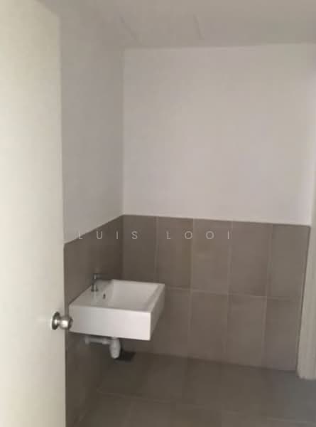 Kedai untuk Disewa di Kepong (Kuala Lumpur) - Luis Looi - Bathroom - PropertyGuru.com.my
