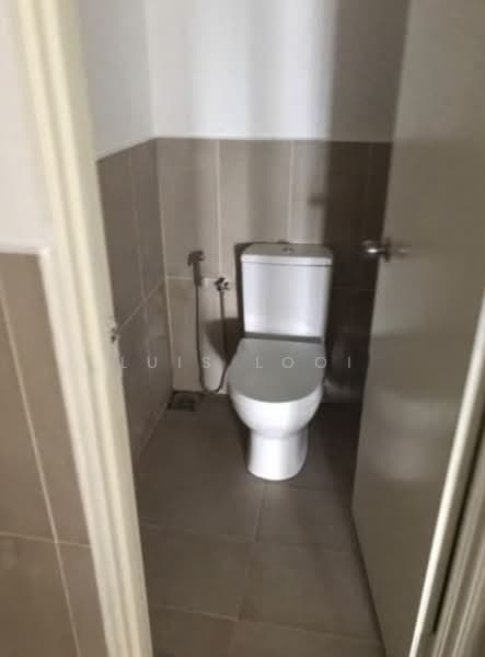 Kedai untuk Disewa di Kepong (Kuala Lumpur) - Luis Looi - Bathroom - PropertyGuru.com.my