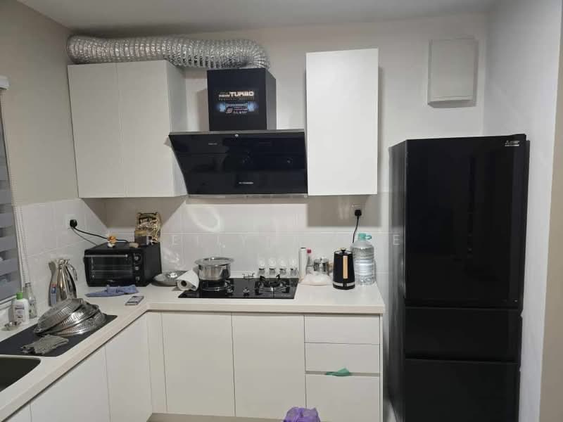 Servis Apartment untuk Disewa di Huni @ Eco Ardence - Reilynn Tue - Kitchen - PropertyGuru.com.my