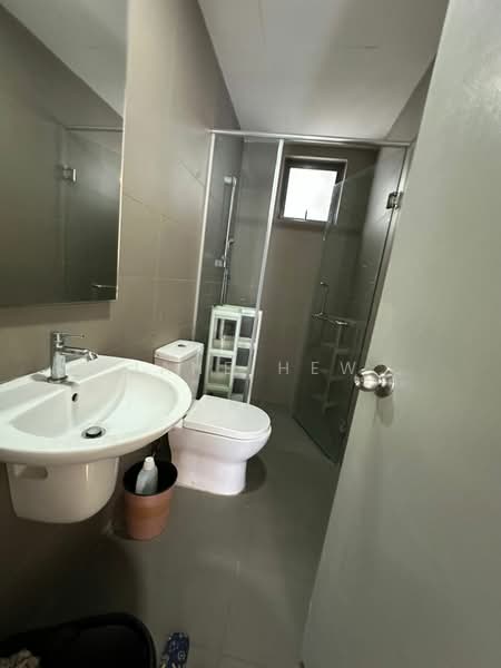 Condominium for Sale at Infiniti 3 Residences - Jane Hew - Bathroom - PropertyGuru.com.my