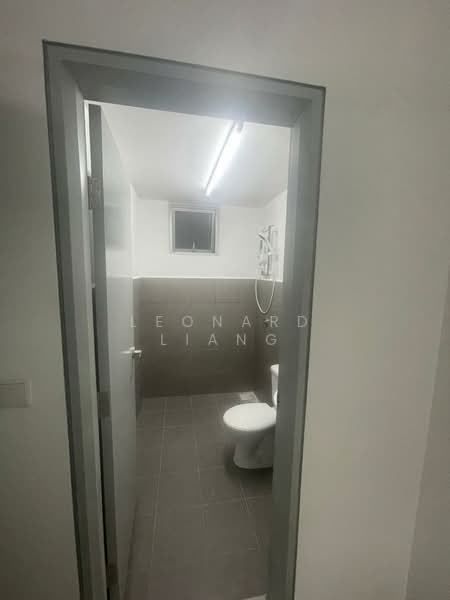 Pangsapuri untuk Disewa di Tangerine Suites - Leonard Liang - Bathroom - PropertyGuru.com.my