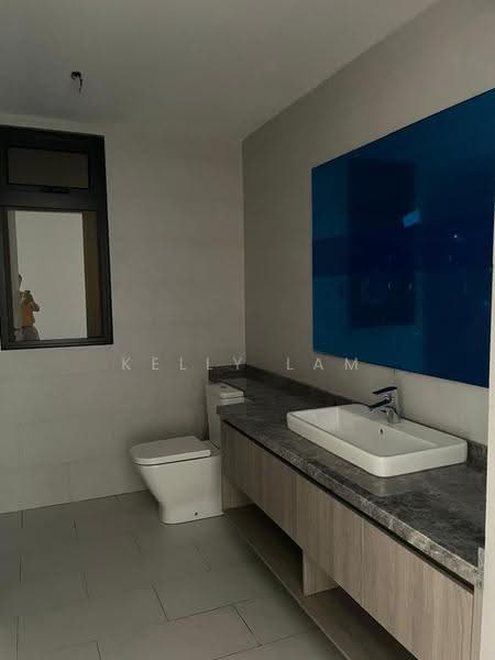 Kondominium untuk Dijual di Residensi Astrea - Kelly Lam - Bathroom - PropertyGuru.com.my