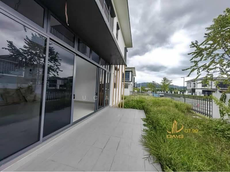 Rumah Berkembar untuk Dijual di Eco Ardence (Setia Alam) - Lucas Ng - Exterior - PropertyGuru.com.my