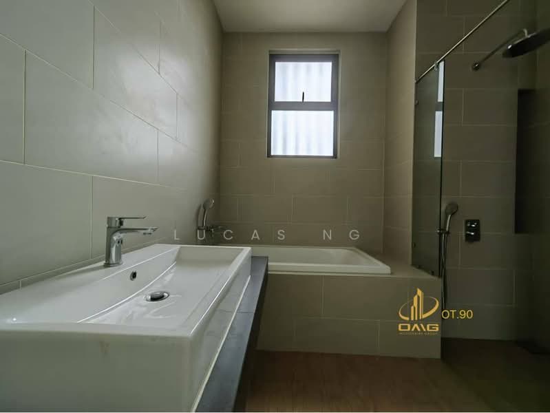 Rumah Berkembar untuk Dijual di Eco Ardence (Setia Alam) - Lucas Ng - Bathroom - PropertyGuru.com.my