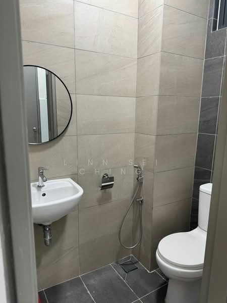 Apartment for Rent at D7 (D'Seven Lagoon Perdana) - Linn Sei Ching - Bathroom - PropertyGuru.com.my