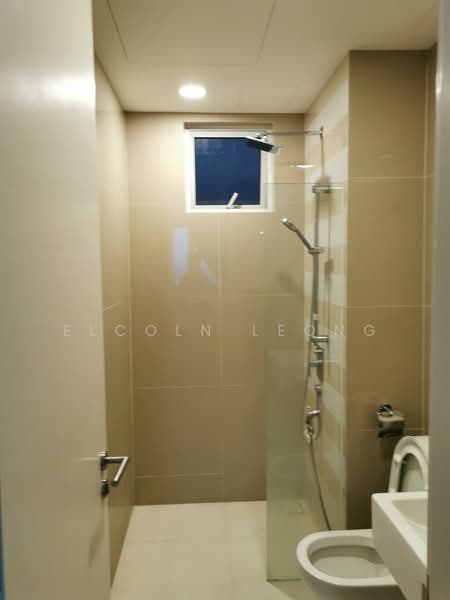 Servis Apartment untuk Disewa di Southbank Residence - Elcoln Leong - Bathroom - PropertyGuru.com.my