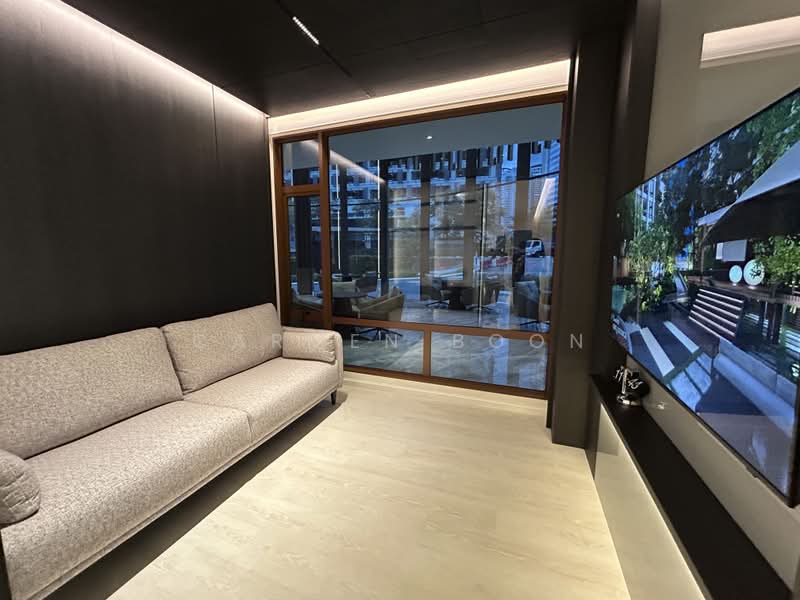 Servis Apartment untuk Dijual di Armani Hallson KLCC - Carmen Boon - Living Room - PropertyGuru.com.my