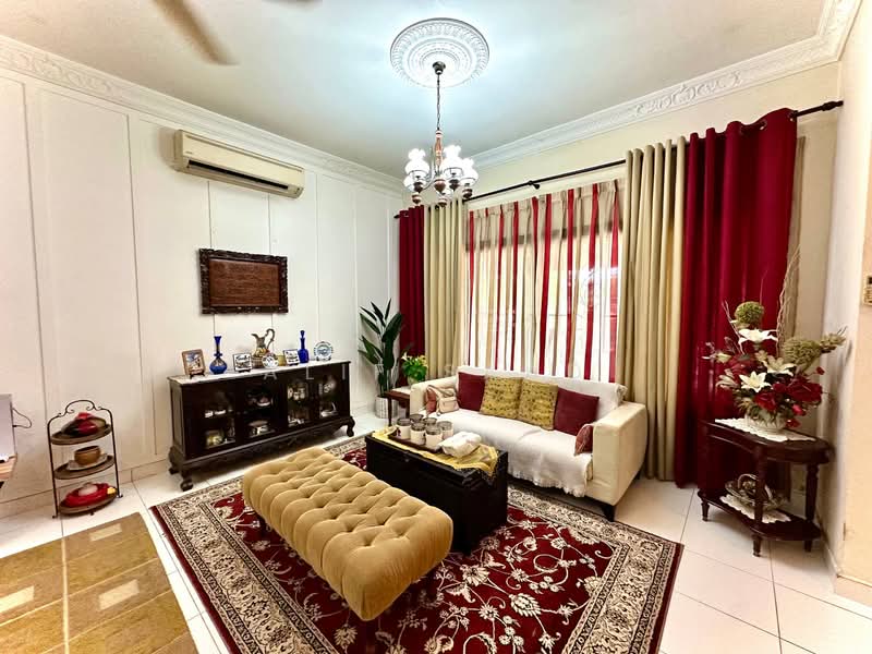 2-storey Terraced House for Sale in Denai Alam (Shah Alam) - Alif Saad - Living Room - PropertyGuru.com.my