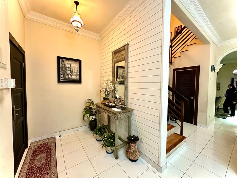 2-storey Terraced House for Sale in Denai Alam (Shah Alam) - Alif Saad - Entrance - PropertyGuru.com.my